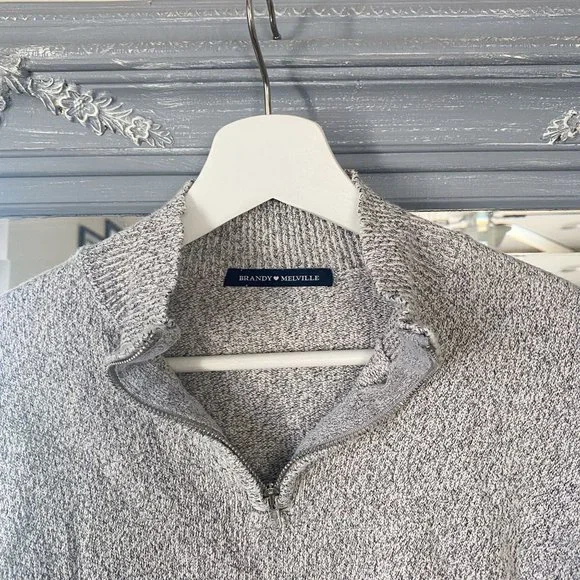 Brandy Melville Zip Up Cropped Knit Long Sleeve Sweater Gray Pullover S - Picture 5 of 9